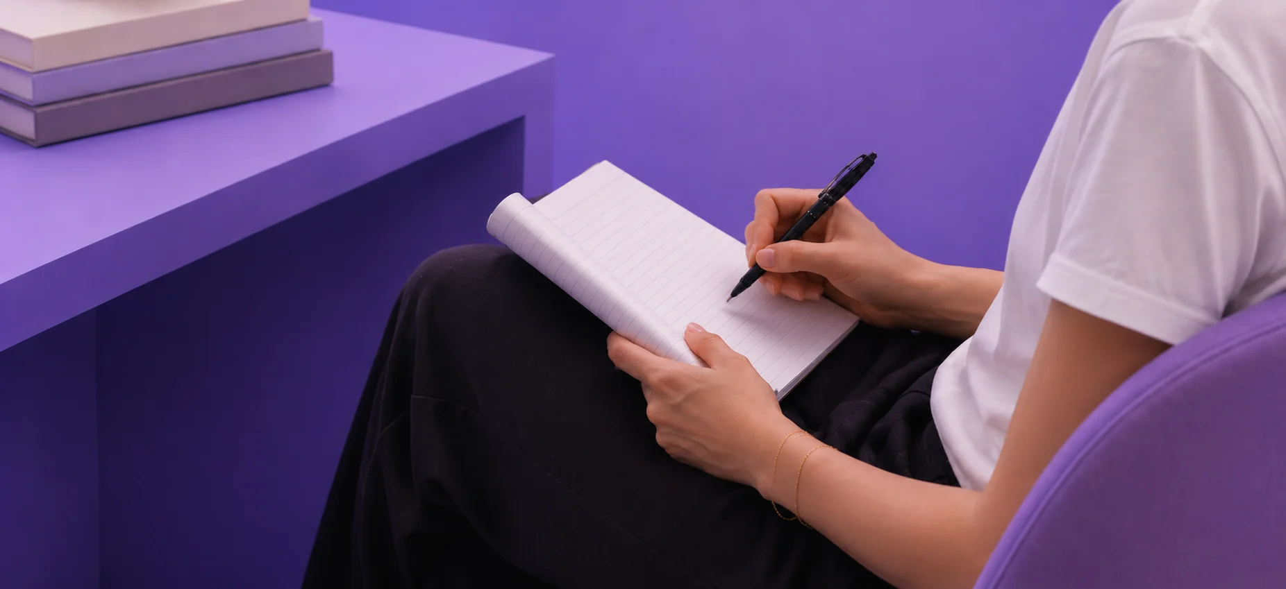 Sesión de terapia: toma de notas durante el acompañamiento